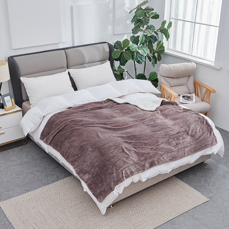 Solid Color Flannel Blanket